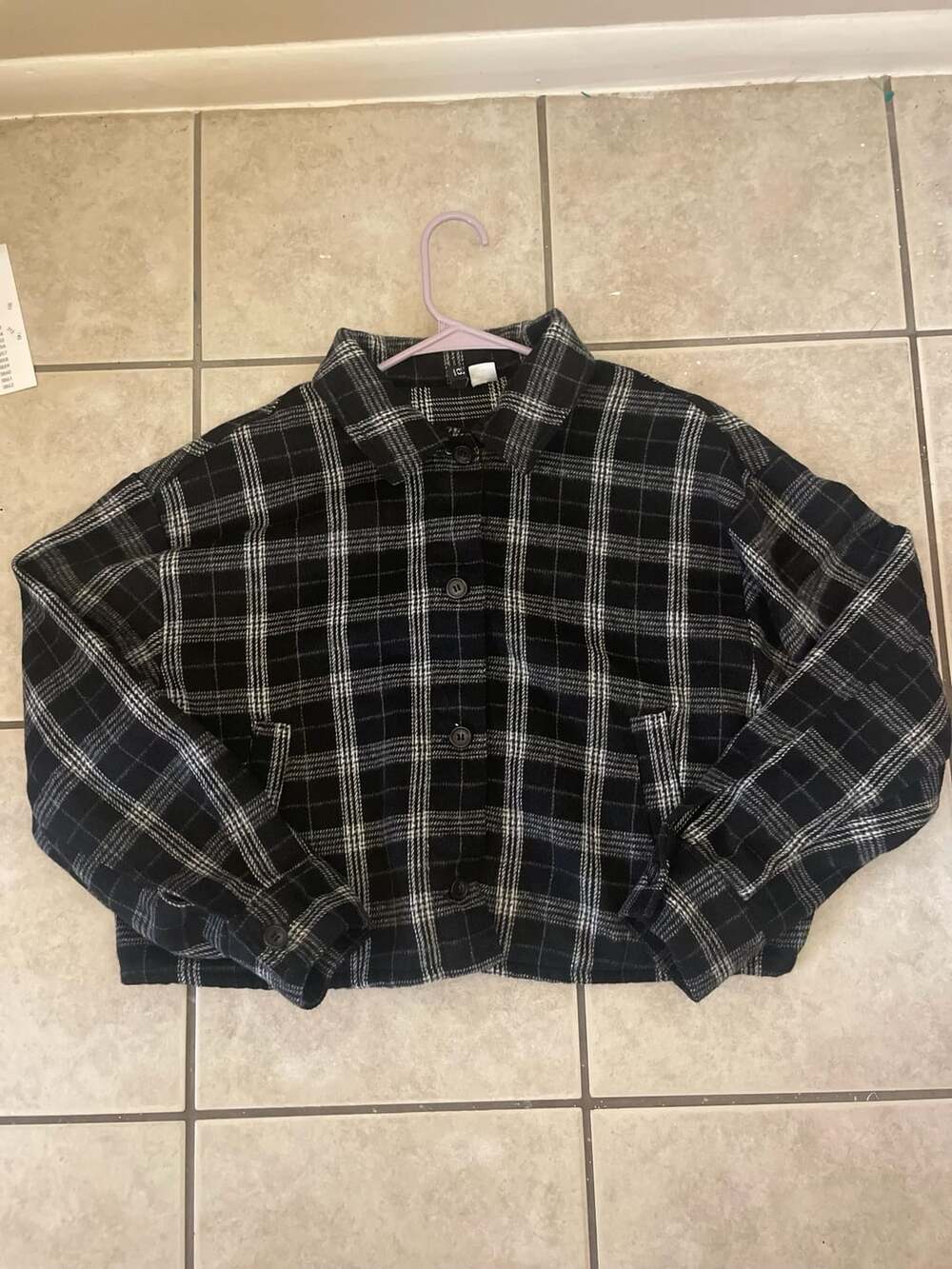H&M Black and White Plaid Cropped Jacket with Front Pockets
